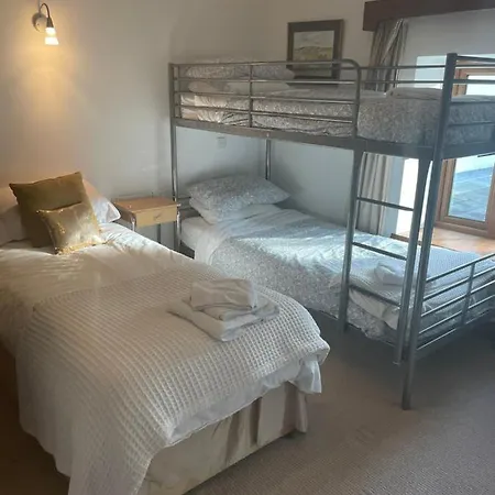O'domhnaill's - Lig Do Scith Guest house Carraroe